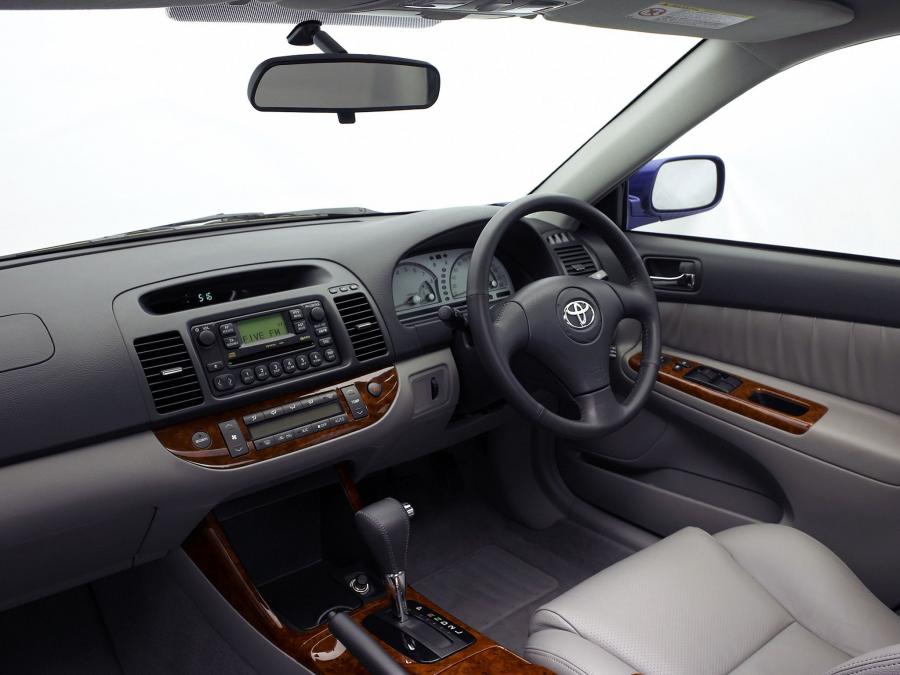  Toyota Camry 2001 года  (ZA) (фото 16 из 19)